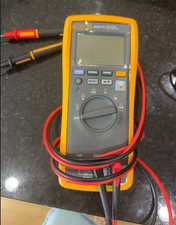 Fluke 3000 FC True RMS Digital Multimeter Bluetooth Fluke Connect Tested