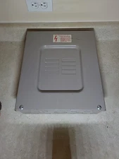 Cutler-Hammer CH8 8 Space Main Lug Panel 100 Amp Indoor Surface Mount