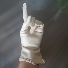 Vintage Women's Single Ivory Leather Glove 9.5 Inch Long White Trim Left Hand