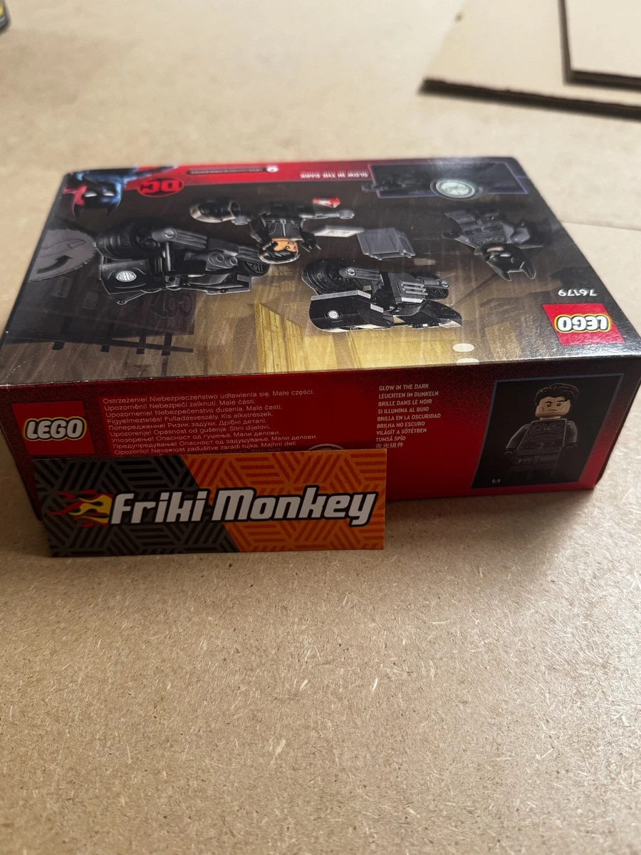 Lego (76179), (Batman™ & Selina Kyle™ Motorcycle Pursuit), Damage box, unopened