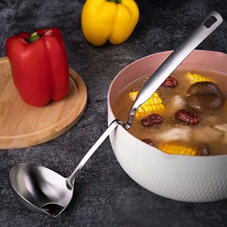 Oil Filter Spoon Stainless Steel Oil Separating Ladle Food Skimmer Strainer