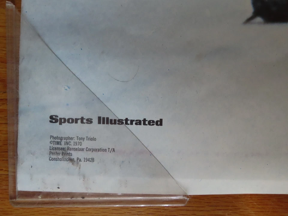 Rare Original 1970 GORDIE HOWE No. 9 DETROIT REDWINGS SPORTS ILLUSTRATED Poster - Image 4 of 4