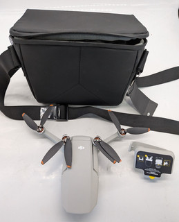 DJI Drohne Modell ist unklar Einzelteile/defekt A