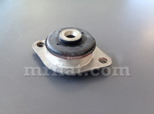 Maserati Quattroporte Berlina Reaction Strut Bushing New