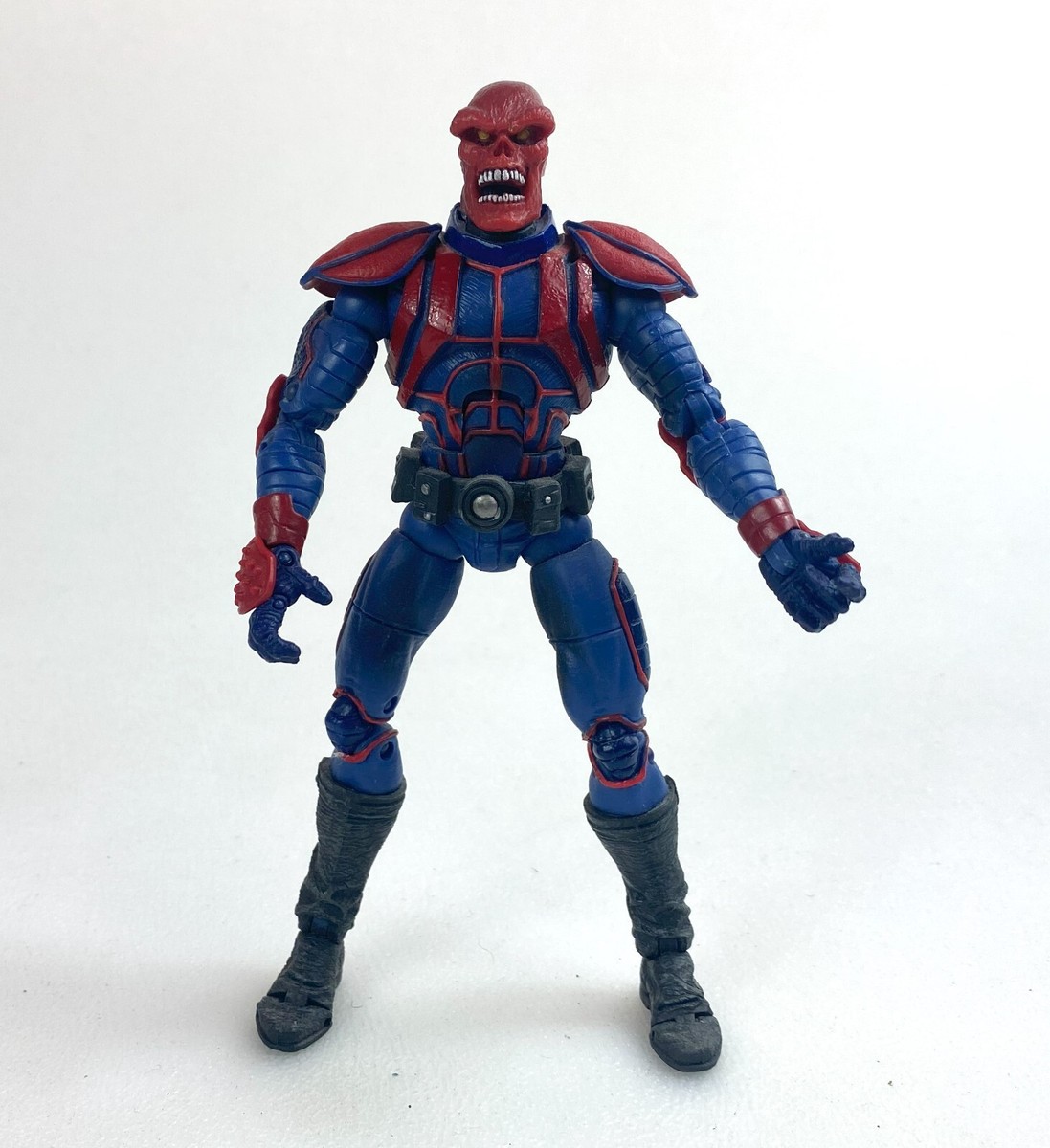 Red Skull Marvel Legends Face Off Series Action Figure Toybiz