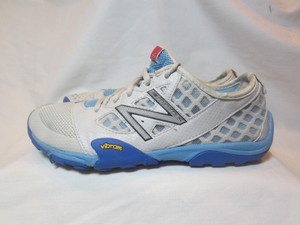 new balance minimus women