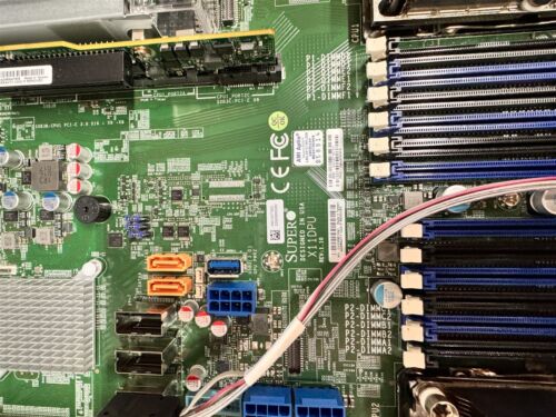 SYS-6019U-TRT SUPERMICRO X11DPU 4LFF 2x 8 CORE 6134 3.2GHz 64GB RAM 4x TRAY - Picture 2 of 3