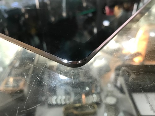 APPLE IPAD PRO 9.7" 128GB A1673 - FOR PARTS OR NOT WORKING ! - Picture 12 of 17