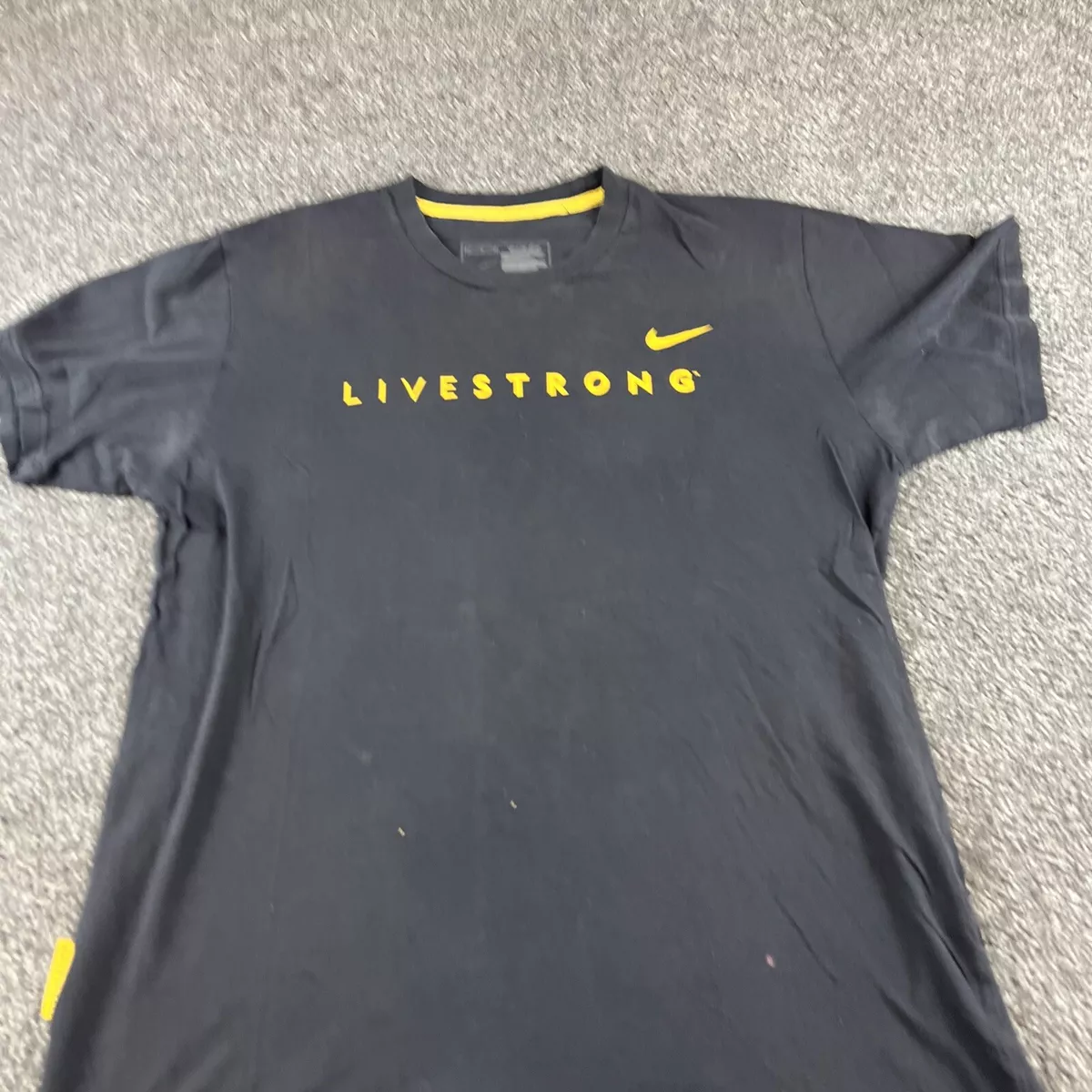 Nike tee store shirt sale