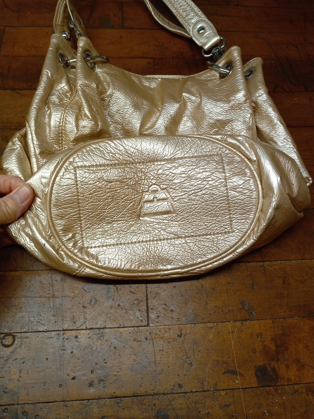 Picture 4 of 11