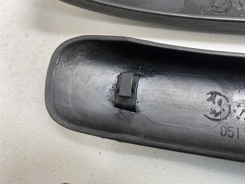 2006 2007 CHRYSLER TOWN & COUNTRY DODGE CARAVAN ROOF RACK END CAPS CAP SET N6 - Picture 16 of 21