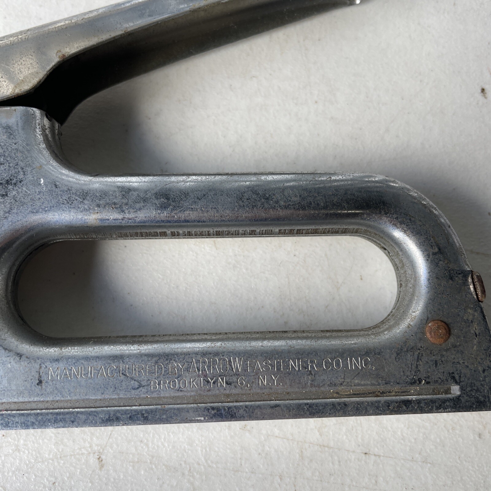 MADE IN USA Arrow T32 Heavy Duty Staple Gun Free Shipping eBay