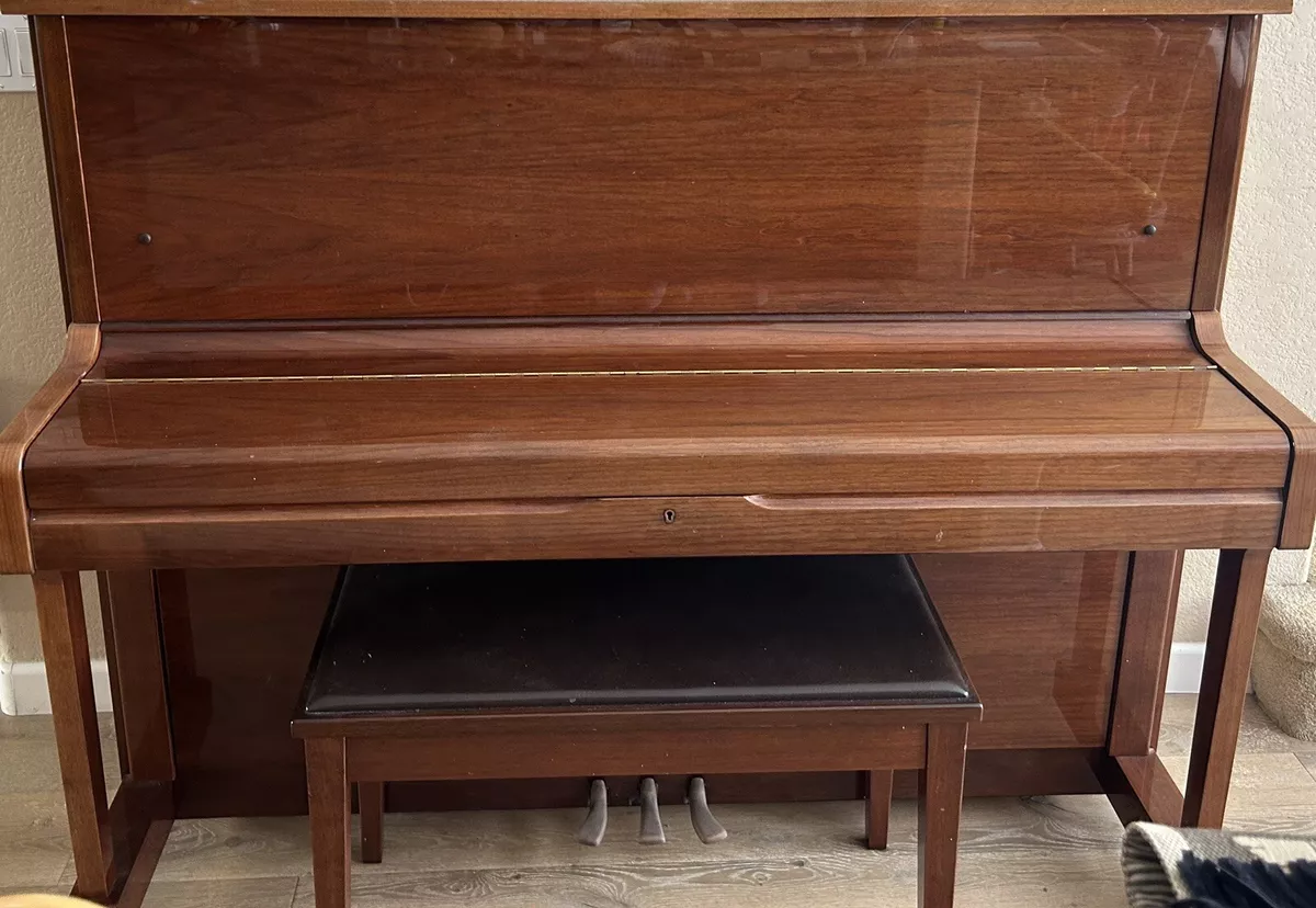Yamaha u1e top upright piano