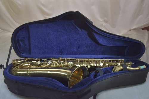 King 615 Tenor Saxophone