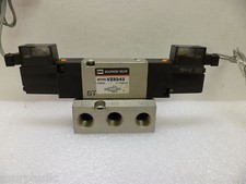SMC VZ5243 PNEUMATIC DIRECTIONAL VALVE WITH MANIFOLD 110 VAC NOS