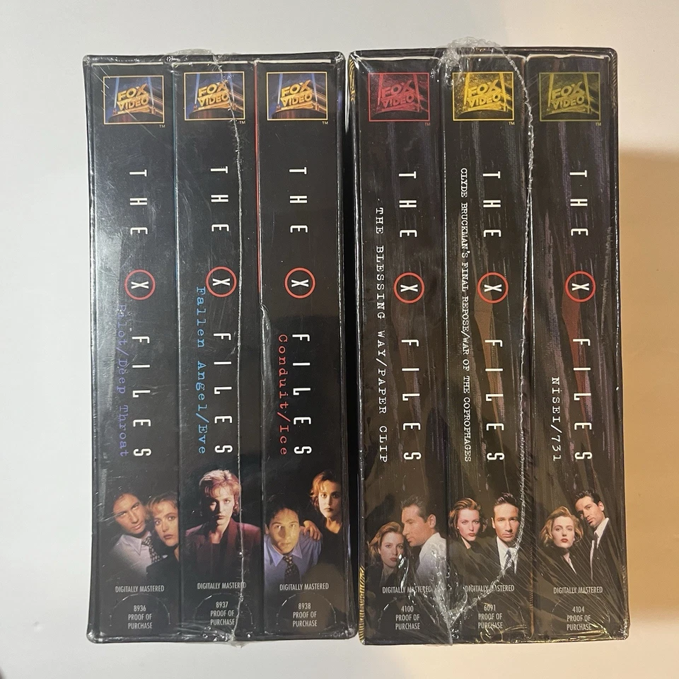 Chris Carters The X-Files 2 VHS Boxset 1995 & 1997 Season 2 & 3 New Sealed - Image 2 of 4