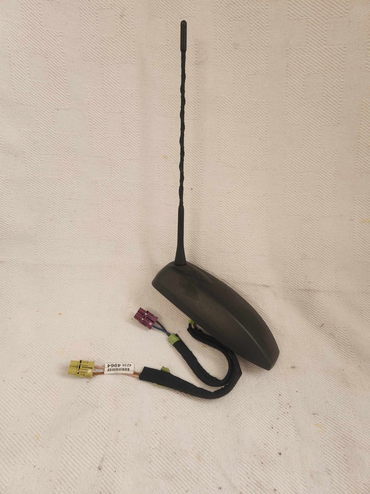 2017 Chevrolet Sonic radio mast with antenna; 4 door !SEDAN!