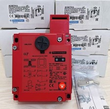 Schneider safety limit switch XCSE7512 Brand new original