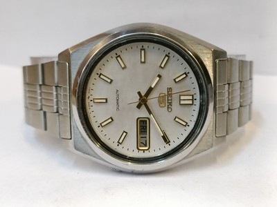 VINTAGE SEIKO 5 AUTOMATIC PATINA WHITE DIAL 7009-876A JAPAN MEN