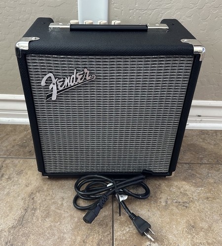 Fender Rumble 15 V3 Bass Guitar Amplifier - Black/Silver