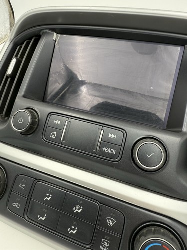 2018-2022 CHEVROLET COLORADO CANYON RADIO CONTROL WITH 8.0" SCREEN GENUINE OEM - Picture 2 of 11