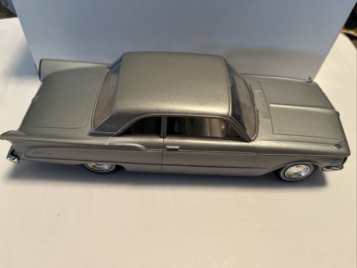 1961 Mercury Comet Plastic Promo Model 1/25 Scale Silver - Picture 3 of 10