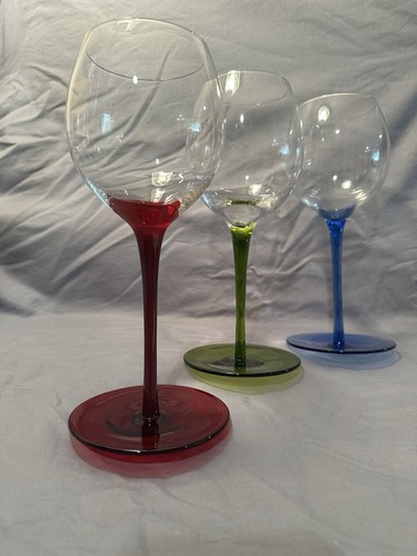 Ensemble de 3 verres à vin à bascule Sagaform, vert, rouge et bleu 006 - Picture 2 of 3