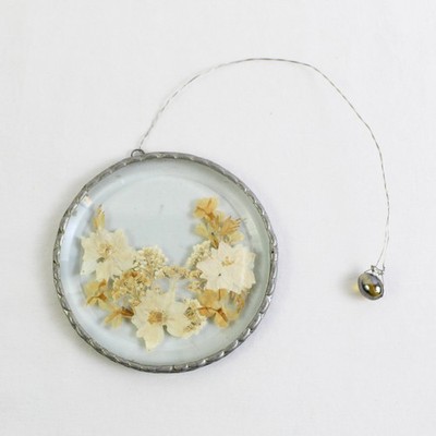 Vintage Unbranded Pressed Dried Flowers in Hanging Glass Silver Medallion Frame
