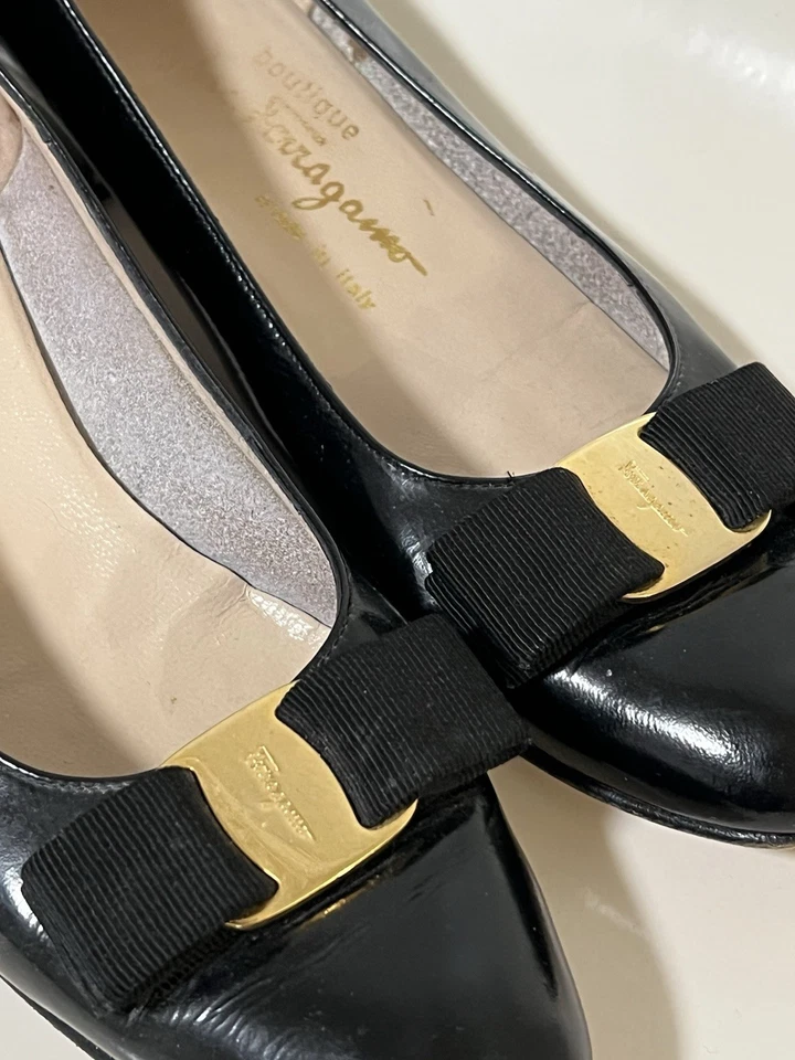 Pisos de ballet FERRAGAMO Varina charol talla 8 vintage Foto 2 de 3