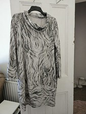 🐞Made In Italy Casual Dress Size 16-20🐞