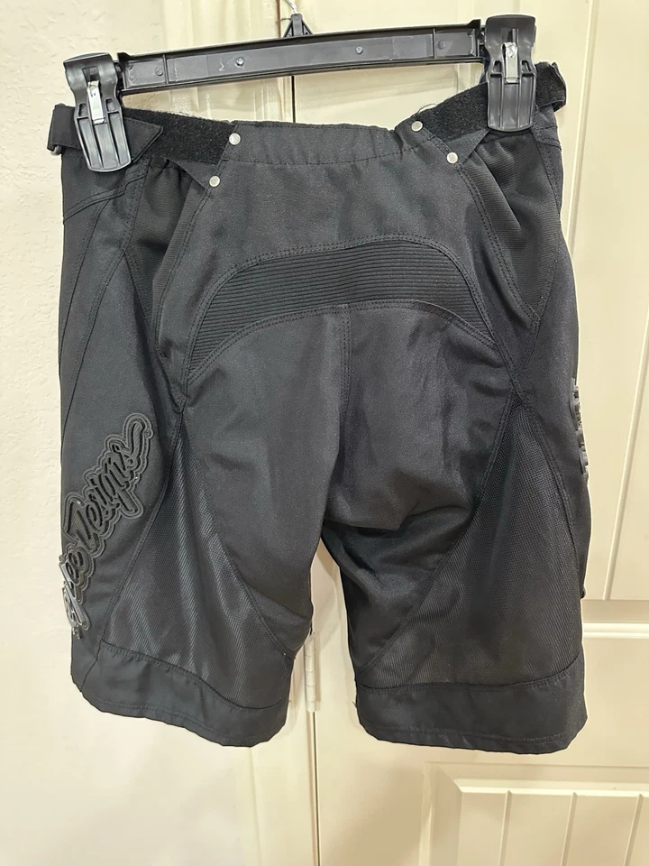 Troy Lee Designs Moto Shorts Mens 28 Black Mountain Bike BMX DH MTB Adjustable - Image 4 of 4