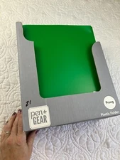 Pen & Gear Plastic Folders w/Metal Prongs Bulk Lot Green Box of 21