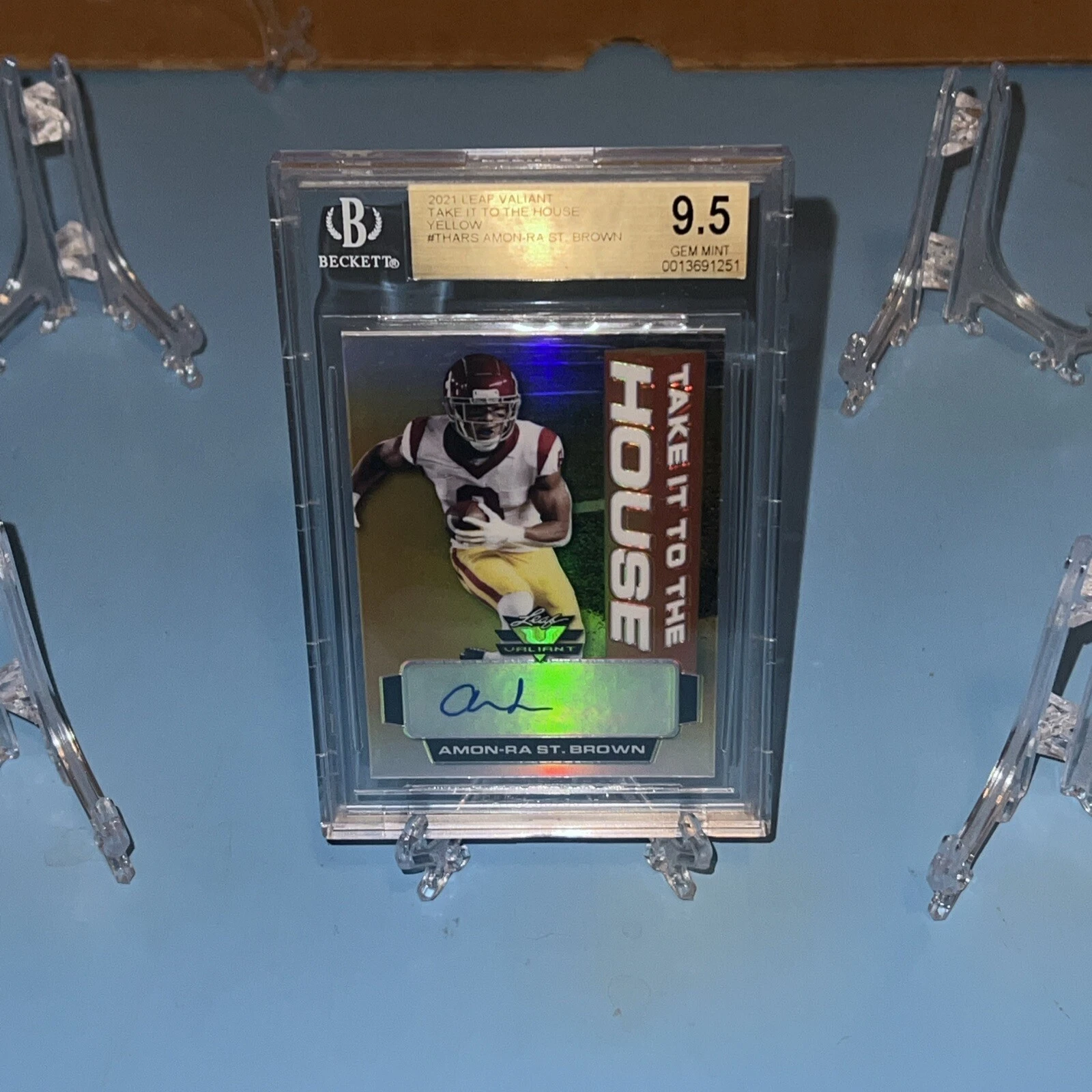 Amon-Ra St. Brown Leaf Valiant Take It to the House Autographs #ARS Yellow