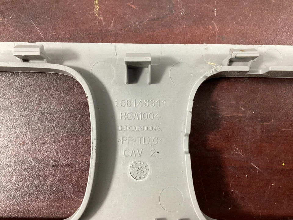 Honda Odyssey 2018-2022 techo delantero derecho domo luz lámpara de lectura bisel fabricante de equipos originales. Foto 4 de 4