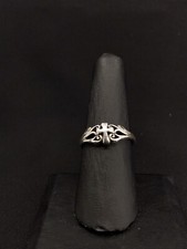 Sterling Silver Scrollwork Cross Ring Size 8 - 1.5 grams