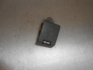 Hebel Motorhaubenentriegelung Mitsubishi Space Wagon Bj.1998-2004