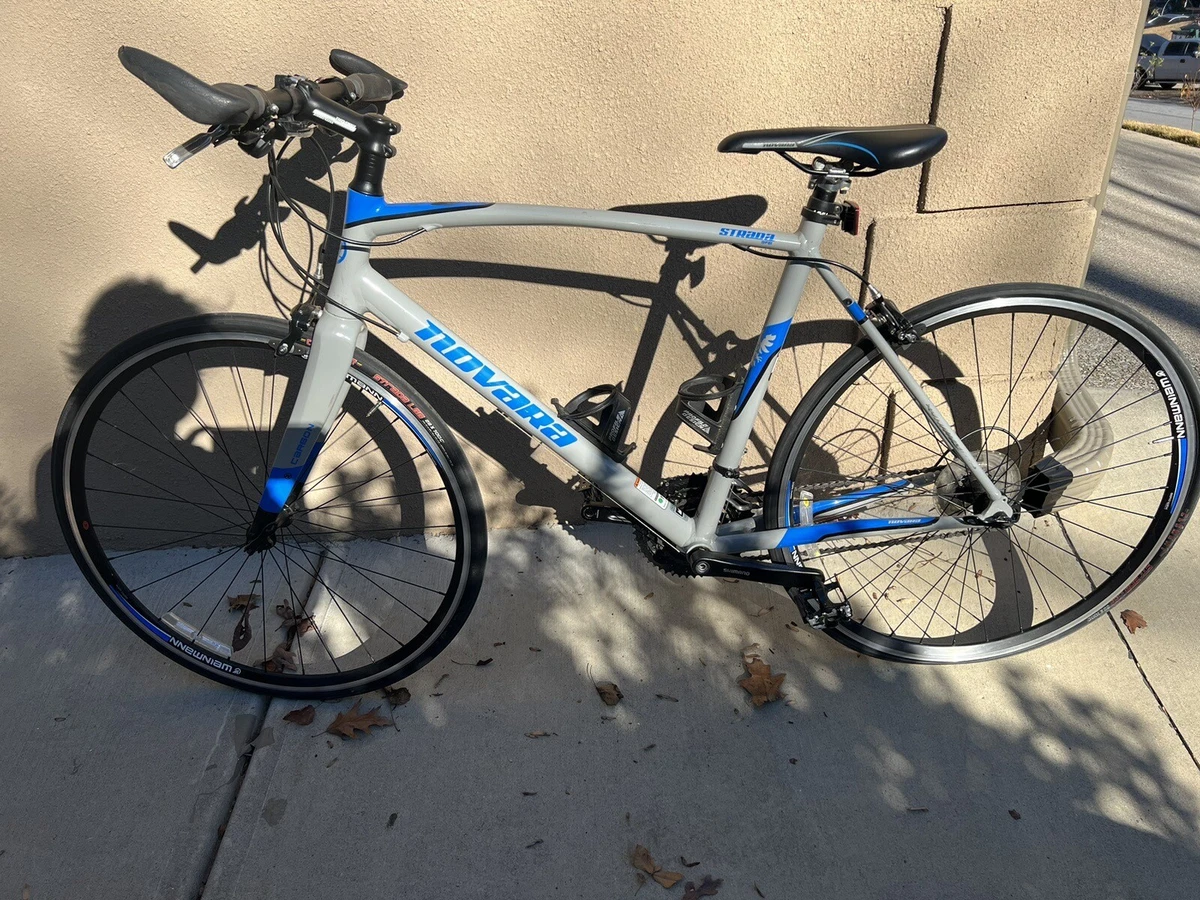 Novara strada hot sale road bike