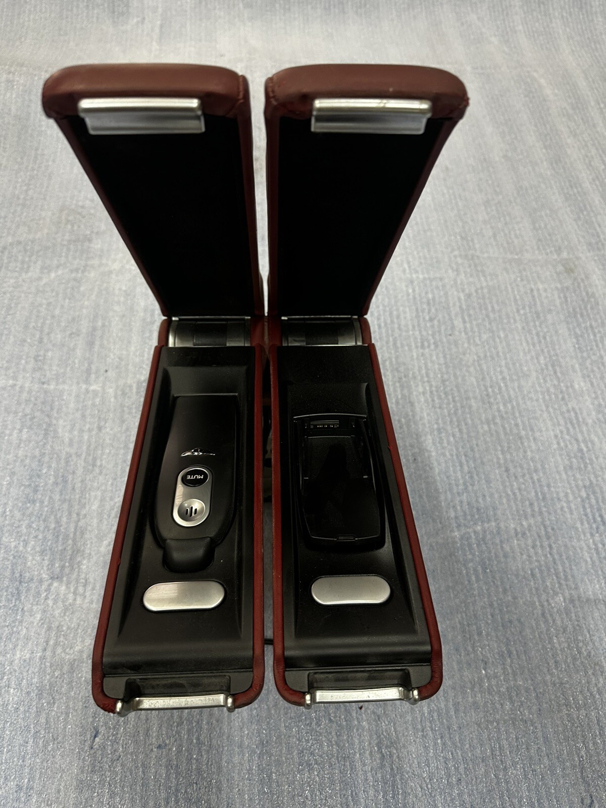 Bentley Continental GT GTC Pair LH/RH Leather Center Console Arm Rests  OEM