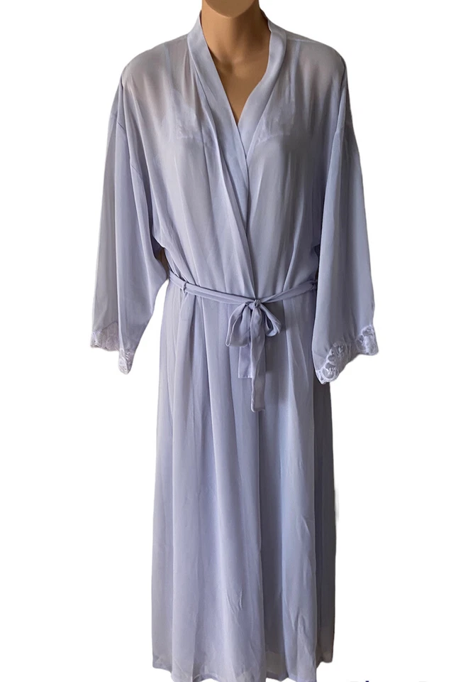 Vintage Maidenform Lavender with Lace Nightgown & Robe Peignoir Set Size Med - Image 2 of 4