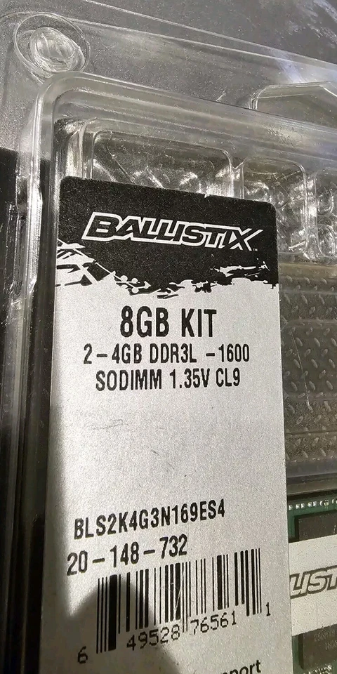 Crucial Ballistix Sport 8GB (2 x 4GB) DDR3 1866 MHz SODIMM Laptop Memory RAM - Image 2 of 4