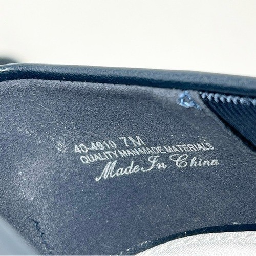 Easy Street Waive Pumps New Navy Size 7M - Picture 8 of 12