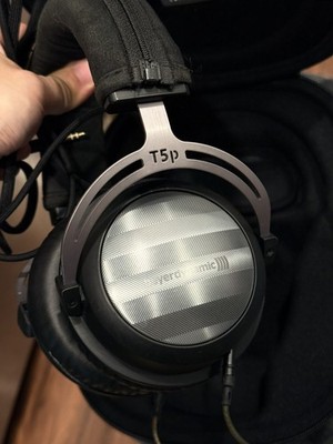 beyerdynamic 719005 T5p Second Generation Audiophile Headphone - Black