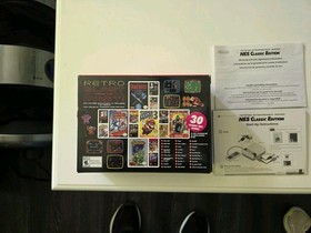 NES Classic Mini Console with 200 Nintendo games & 2 Wireless Controllers