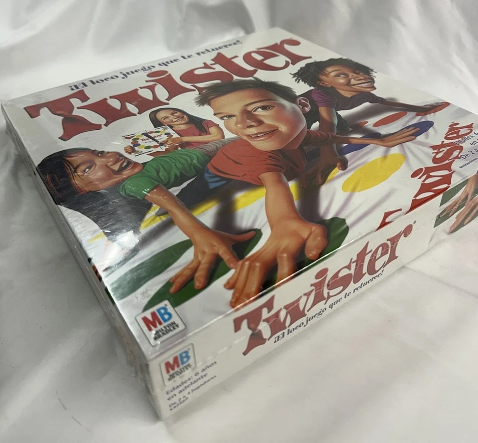 New Sealed Spanish Language Twister Game by Milton Bradley-Hasbro 2002 - Image 2 of 2