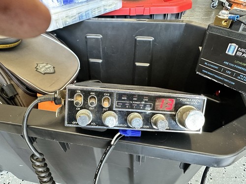 Vintage REALISTYCZNE TRC-474 TRC474 CB Radio nadawczo-odbiorcze 40 kanałów 21-1539 używane - Zdjęcie 10 z 10