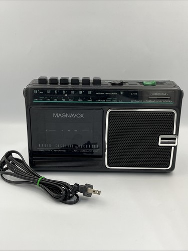 Radio Cassette Recorder Magnavox D7185 Radio AM/FM testata funzionante *Leggi*