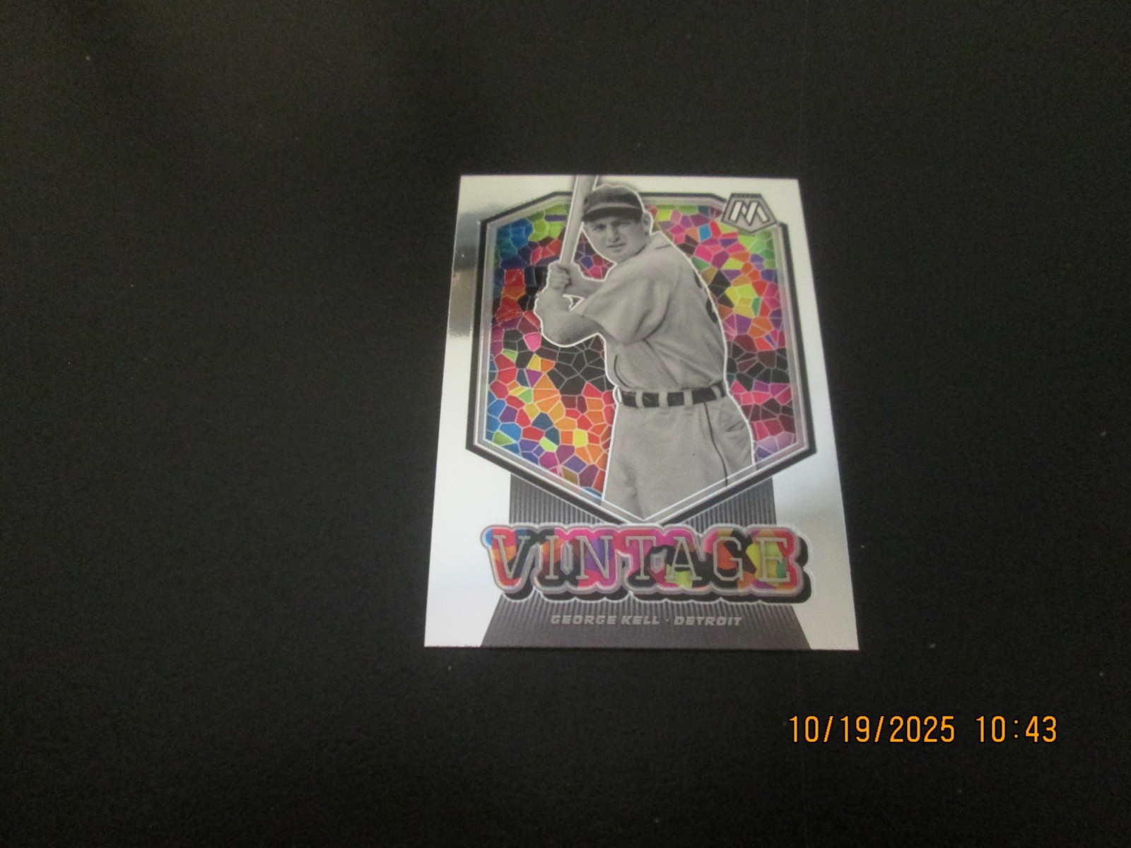 GEORGE KELL TIGERS  2021 PANINI MOSAIC VINTAGE CARD #V2 (S)