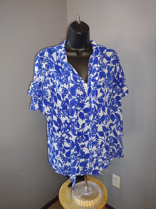 Sugar lips blue & white sheer short sleeve blouse size large w/tie around neck