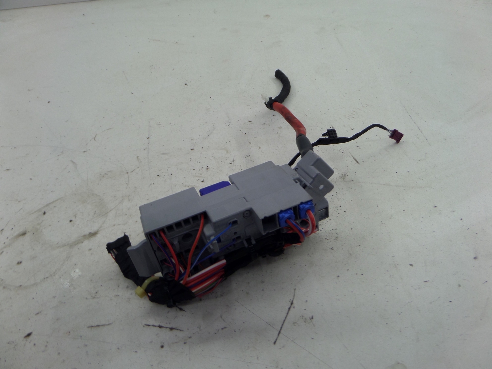 BMW M3 Body Domain Controller Fuse Box G80 21 OEM 680748701 M340i 330i