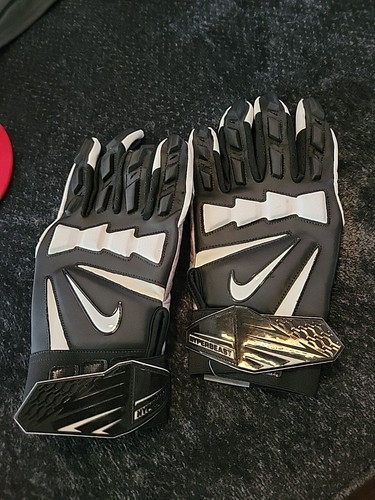  Nike Promo Hyperbeast 2.0 Padded Lineman Football Gloves - Size 4XL NWT - 第 1/4 張圖片